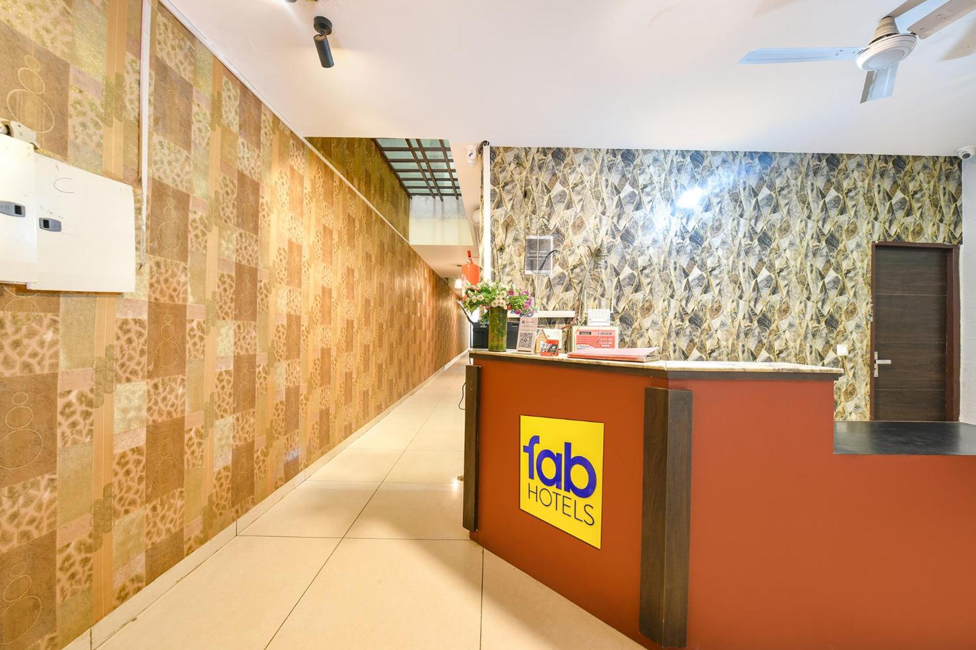 Fabhotel Green Valley Chandīgarh エクステリア 写真
